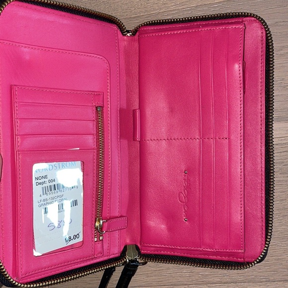 Halogen Wallet - Picture 3 of 6